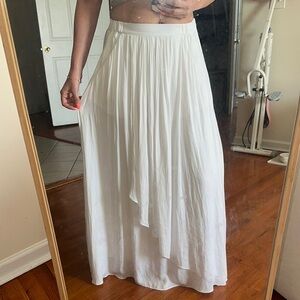 Elegant White Women's Skirt